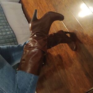 GUESS Heeled Tall Mid-Calf Cognac Brown Heel Boots Size 7M *Flaw